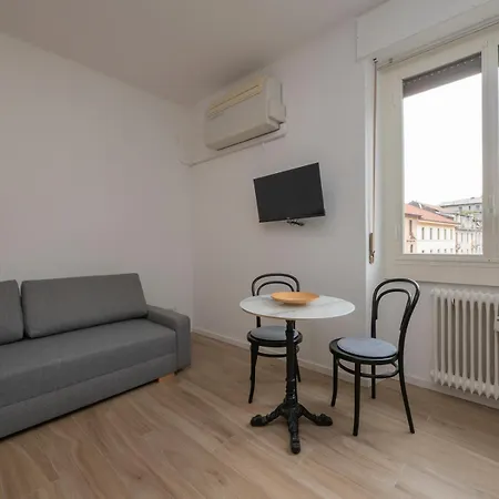 4 Pax - Via Brioschi, 94